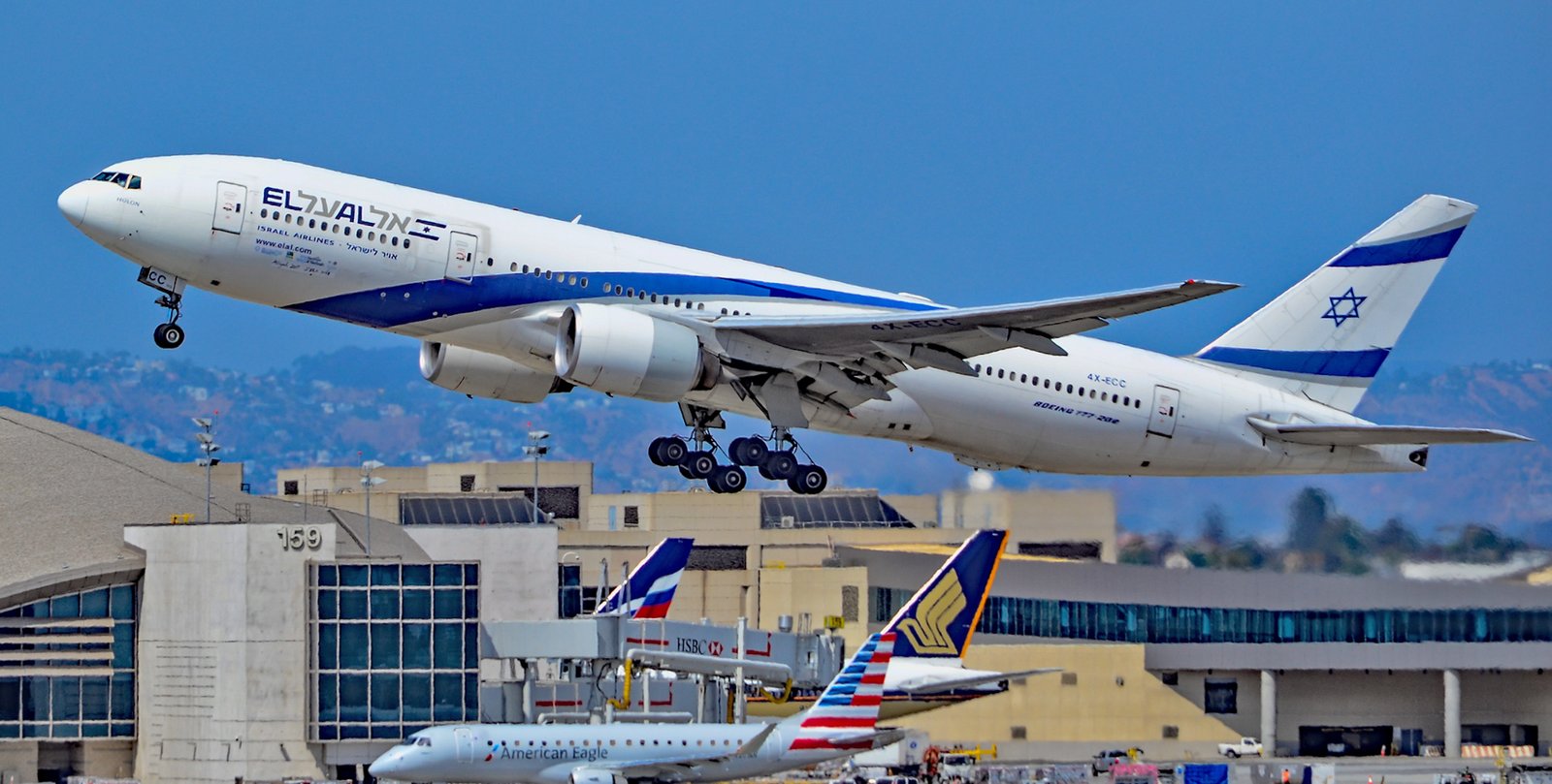 Israel Airlines Boeing 777. Photo by: Tomás Del Coro/Flickr