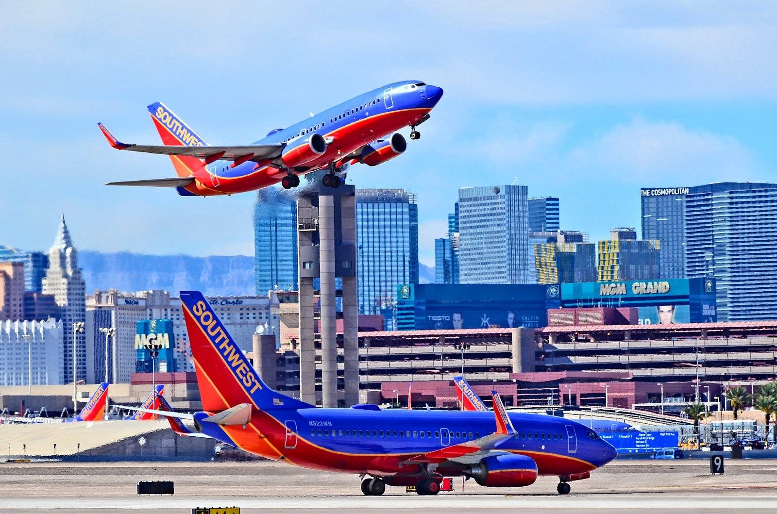 Breaking News: Scary Moment on Southwest Airlines Flight